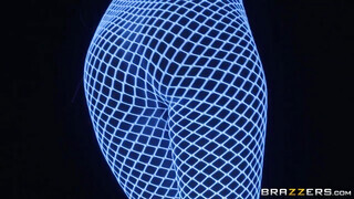 Kayla Kayden popója megkúrelva