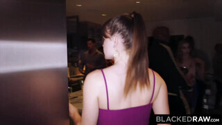 Riley Reid élvezi ha négerek kufircolják