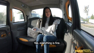 Fake Taxi - Alyssa Bounty popóba kurelva