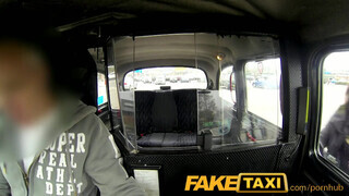 FakeTaxi - a pici lopós barna csaj megbánja amit tett