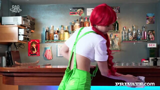 Private.com - Molly O'Quinn kettő hímvesszőt kap