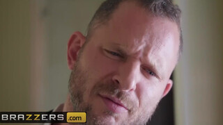 Brazzers - Honey Gold a gyönyörű félvér maca