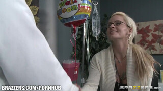 Richelle Ryan a luvnya doktornő - Brazzers