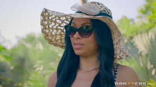 Bethany Benz a szexkedvelő argentin milf - Brazzers