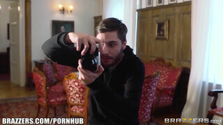 Brazzers - ha kamatyolni is akarsz a fotóssal