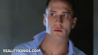 Reality Kings – Lara De Santis ánuszba is engedi