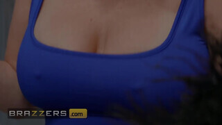 Brazzers - Quinn Waters tinédzser fószerrel kúr