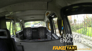 FakeTaxi - Carmel Cox az angol tini kéjnő