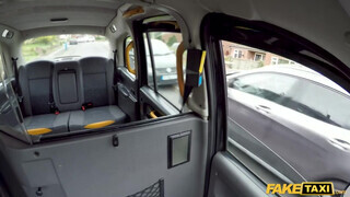 Fake Taxi - Lina Luxa a magas francia zsenge maca