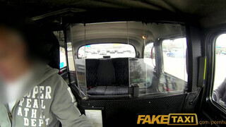 FakeTaxi - Kiki Minaj a csöcsös csoki szuka