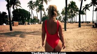 TheRealWorkout - A hatalmas popós Kelsi keményen bekúrva