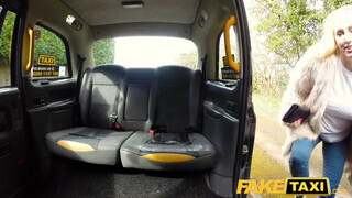 Fake Taxi - Gigantikus tőgyes világos szőke megkúrva