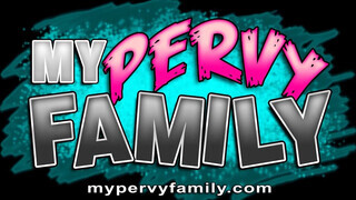 My pervy family - egy világos szőke bájos a rokonom