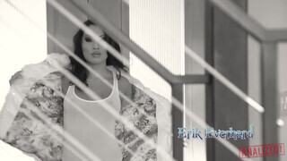 ANALIZED - Asa Akira a kívánatos japán milf