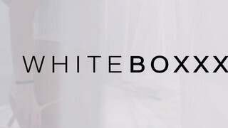 WhiteBoxxx - Eveline Dellai imádja segg lyukba csinálni
