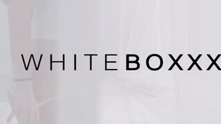 WhiteBoxxx - selymes bőrű csoki csajszika