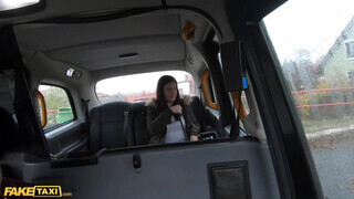 Fake Taxi - Little Eliss a gigászi csöcsű zsenge
