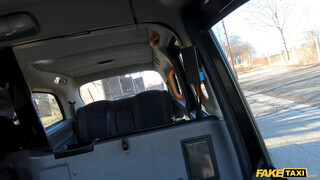 Fake Taxi - Zoe Doll muffja megkettyintve
