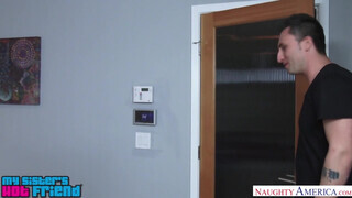 Abby Paradise a óriási popós tinédzser - Naughty America