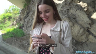 Public Agent - Arina Shy a félénk tinédzser csajszika