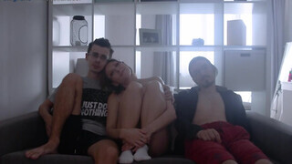 JuliAleXXX - Orosz csajszika megbaszva