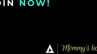 MOMMY'S BOY - Sophia West a izgató világos szőke milf