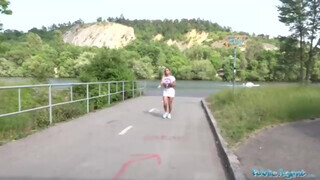 Public Agent - Óriási cickós szép fenekű pipi