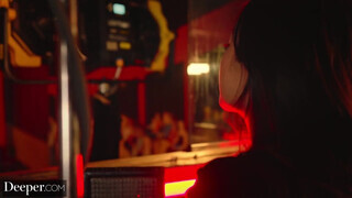 Deeper - Lulu és Kimmy barna fószerrel kufirconlak