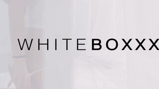 WHITEBOXXX - csodaszép, szívdöglesztő nőci az ágyban